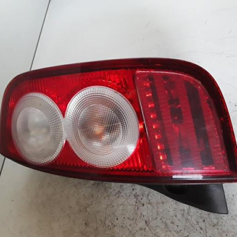Feu arriere principal droit (feux) NISSAN MICRA 3