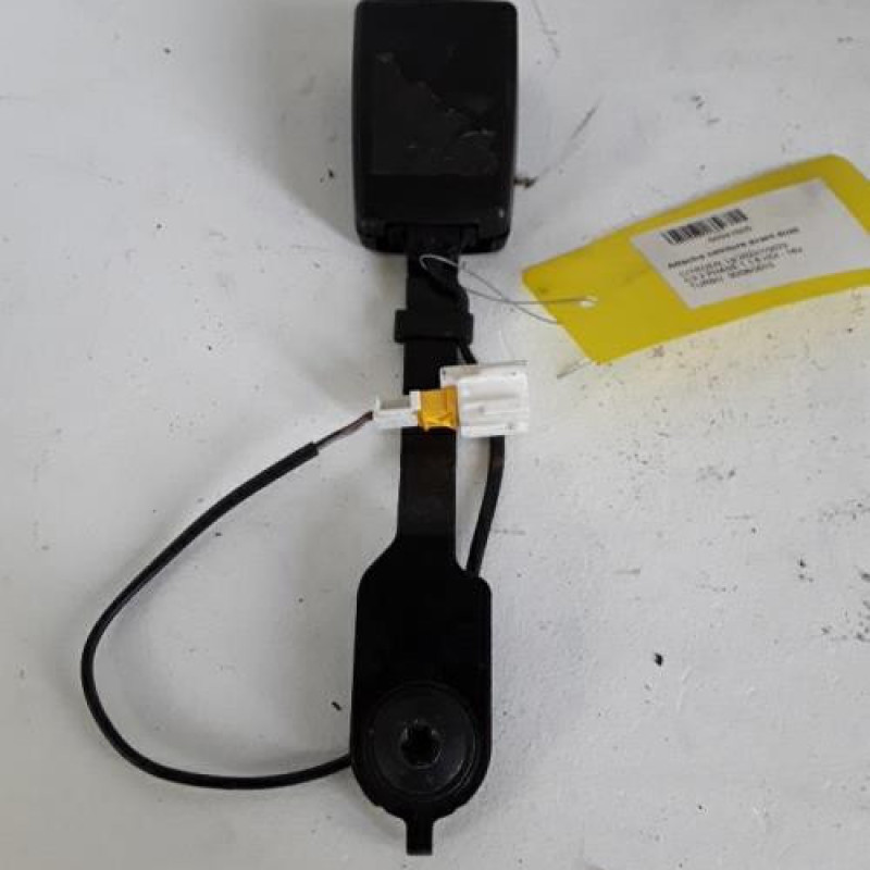 Attache ceinture avant droit CITROEN C3 2 Attache ceinture avant droit CITROEN C3 2