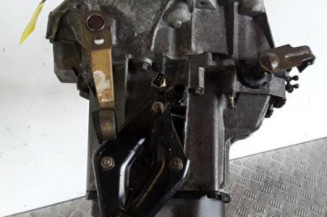 Boite de vitesses PEUGEOT 106 Photo n°4