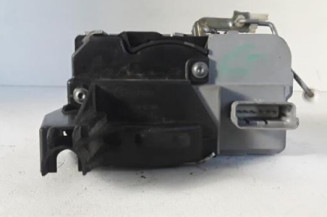 Serrure avant droit PEUGEOT 307
