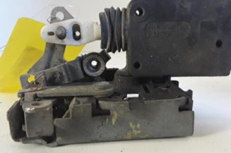 Serrure avant droit PEUGEOT 106