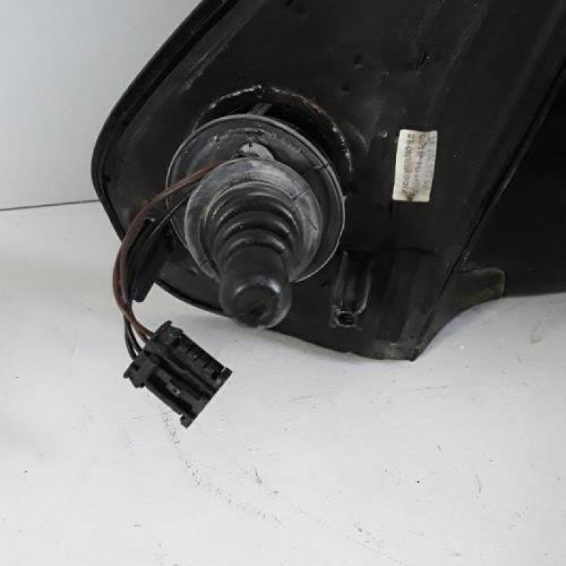 Retroviseur droit PEUGEOT 206+