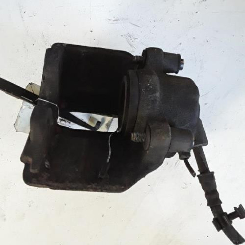 Etrier avant gauche (freinage) VOLKSWAGEN LT 2
