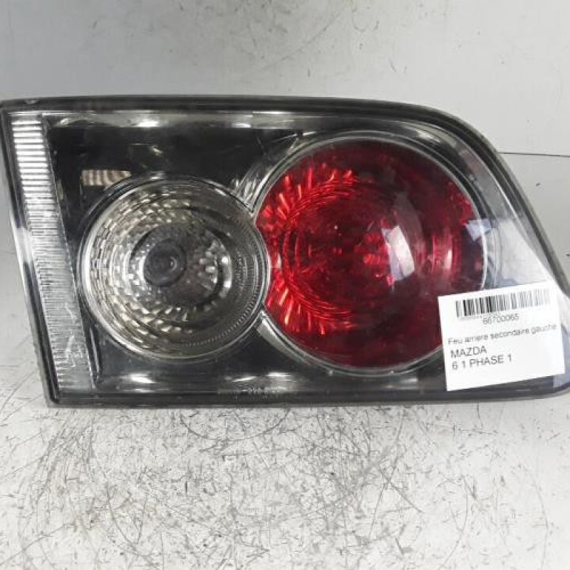 Feu arriere secondaire gauche (feux) MAZDA 6 1