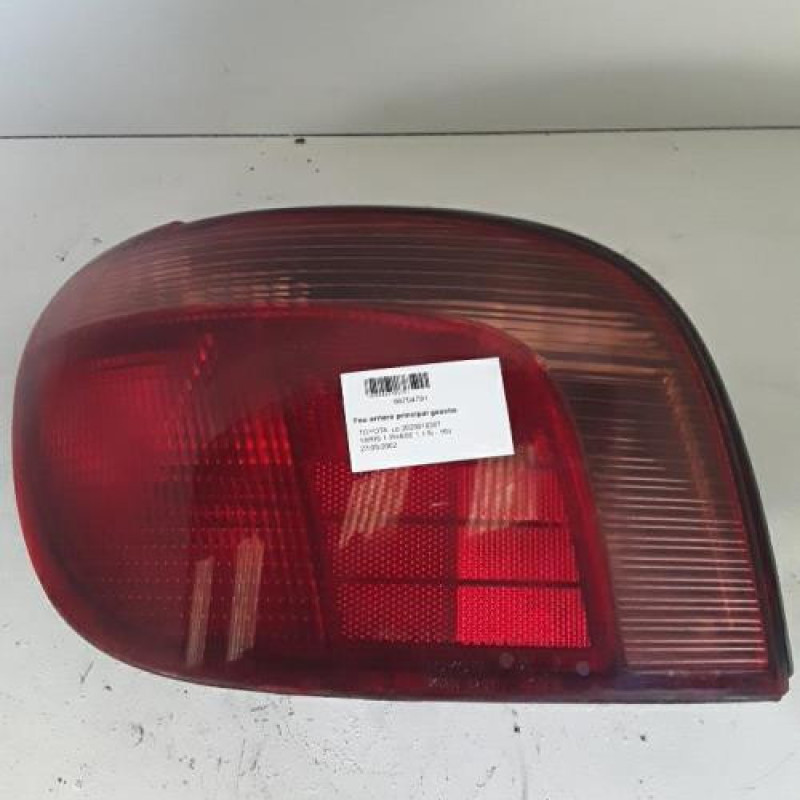 Feu arriere principal gauche (feux) TOYOTA YARIS 1