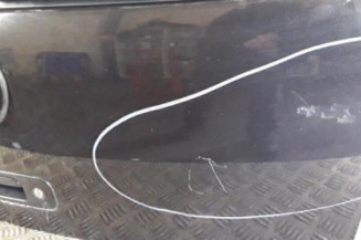 Malle/Hayon arriere VOLKSWAGEN GOLF 4