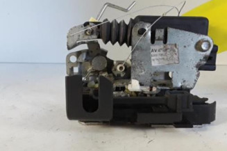 Serrure avant droit DACIA SANDERO 1