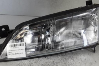 Optique avant principal gauche (feux)(phare) OPEL VECTRA B Photo n°1