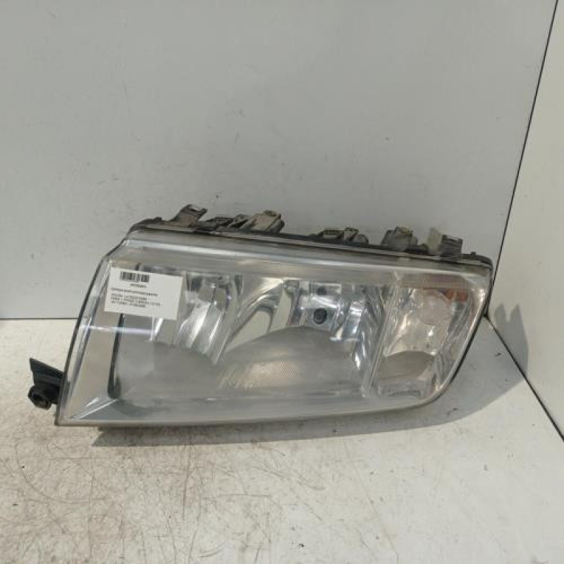 Optique avant principal gauche (feux)(phare) SKODA FABIA 1