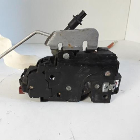 Serrure avant droit AUDI A3 2