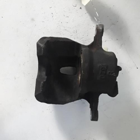 Etrier avant droit (freinage) TOYOTA VERSO-S