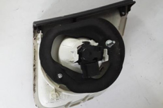 Feu arriere secondaire droit (feux) VOLKSWAGEN JETTA 3