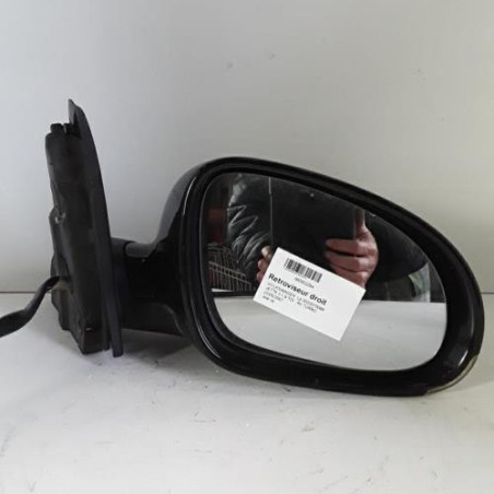 Retroviseur droit VOLKSWAGEN JETTA 3