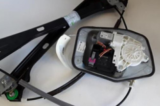 Leve vitre electrique avant droit VOLKSWAGEN JETTA 3 Photo n°1