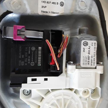 Leve vitre electrique avant droit VOLKSWAGEN JETTA 3