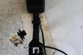 Attache ceinture avant droit CITROEN DS3 Photo n°1