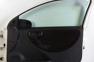 Porte avant droit OPEL CORSA C Photo n°7