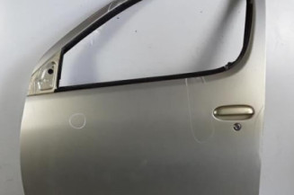 Porte avant gauche TOYOTA YARIS VERSO Photo n°1