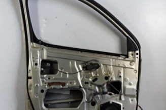 Porte avant gauche TOYOTA YARIS VERSO Photo n°7