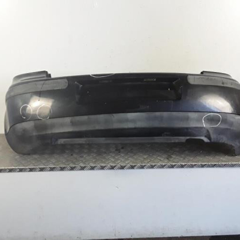 Pare choc arriere VOLKSWAGEN GOLF 4