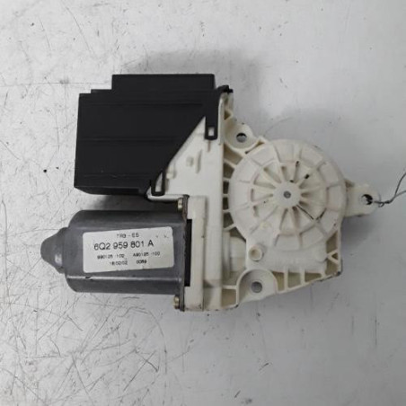 Leve vitre electrique avant gauche SEAT IBIZA 3 Photo n°1