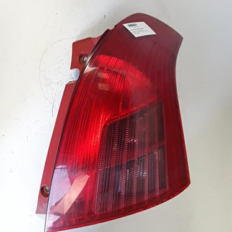 Feu arriere principal droit (feux) SUZUKI SWIFT 3 Photo n°1