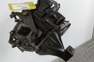 Boite de vitesses PEUGEOT 205 Photo n°3