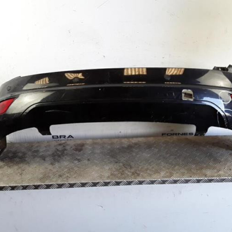 Pare choc arriere FORD FOCUS 2