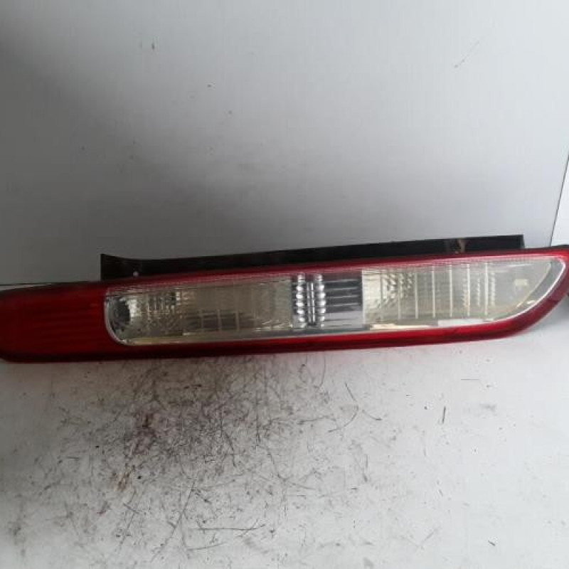 Feu arriere principal gauche (feux) FORD FOCUS 2