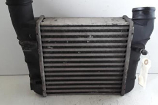 Echangeur air (Intercooler) AUDI A4 2 Photo n°1