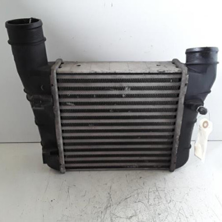 Echangeur air (Intercooler) AUDI A4 2 Photo n°1