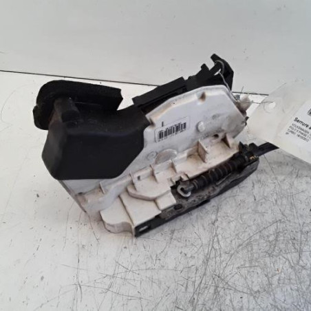 Serrure avant droit VOLKSWAGEN POLO 5