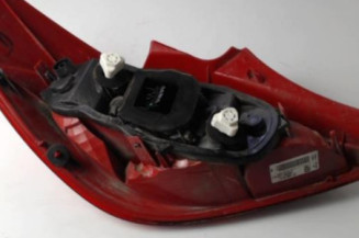 Feu arriere principal droit (feux) OPEL CORSA D Photo n°3