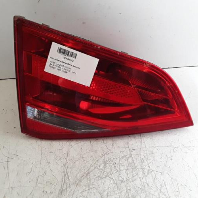 Feu arriere secondaire gauche (feux) AUDI A4 3