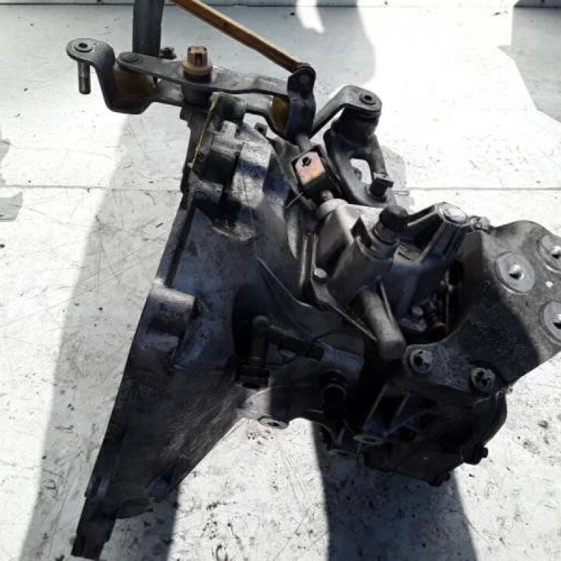 Boite de vitesses OPEL CORSA D
