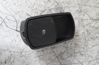 Interrupteur de leve vitre avant droit OPEL CORSA D Photo n°1