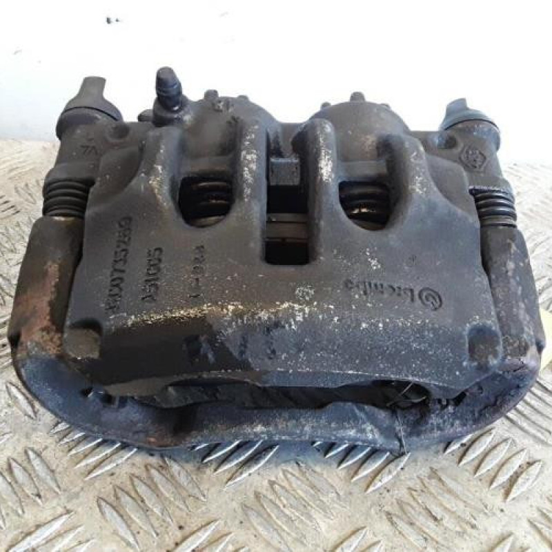 Etrier avant droit (freinage) RENAULT MASTER 3 Etrier avant droit (freinage) RENAULT MASTER 3