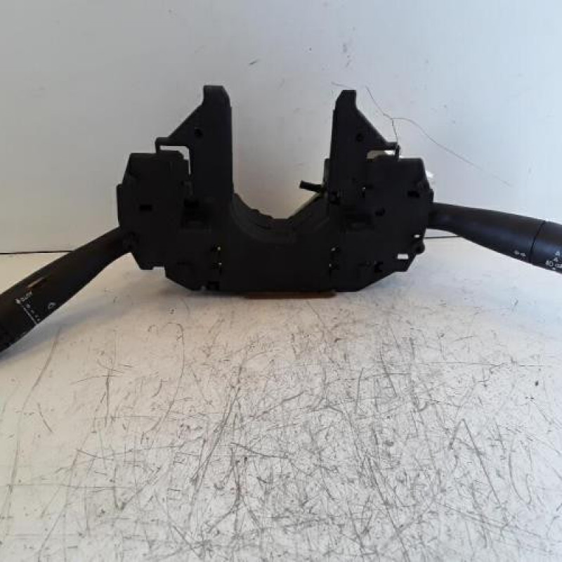 Com (Bloc Contacteur Tournant+Commodo Essuie Glace+Commodo Phare) CITROEN C5 2