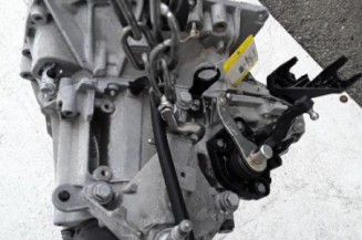 Boite de vitesses RENAULT CLIO 4 Photo n°1
