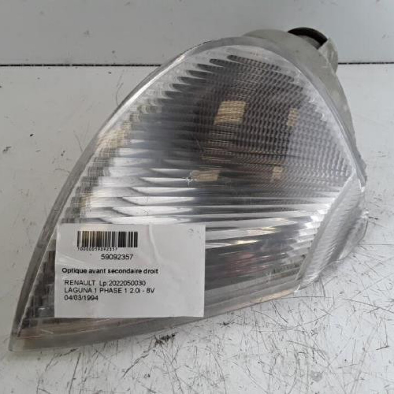 Optique avant secondaire droit (feux)(clignotant) RENAULT LAGUNA 1