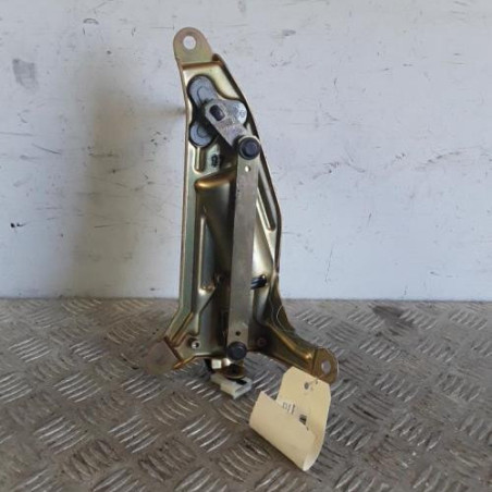 Moteur essuie glace arriere RENAULT LAGUNA 1