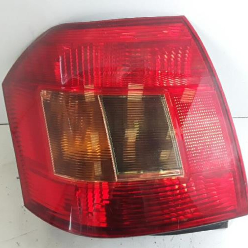 Feu arriere principal droit (feux) TOYOTA COROLLA 10