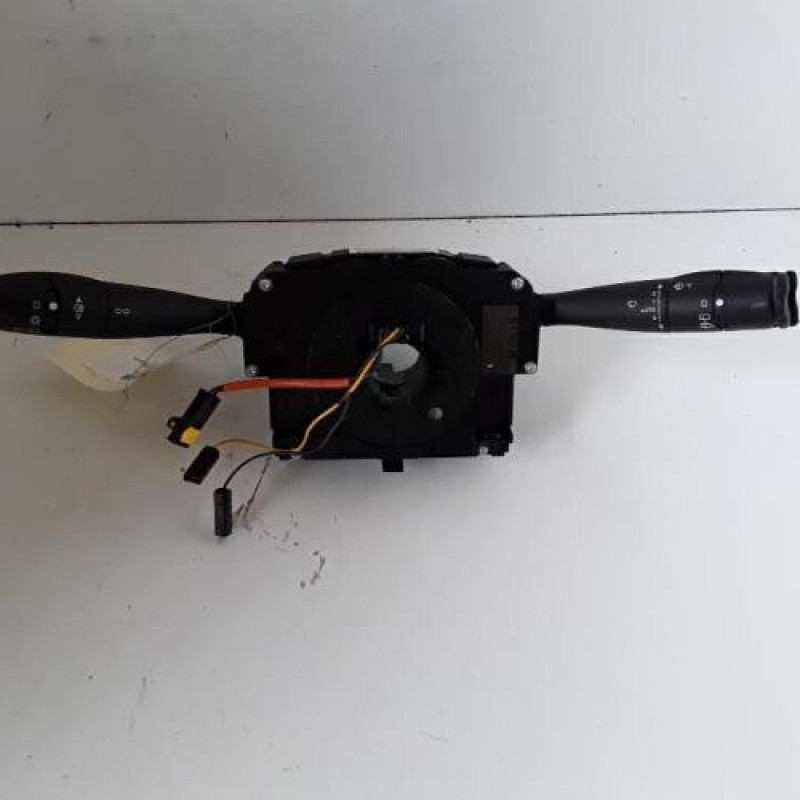 Com (Bloc Contacteur Tournant+Commodo Essuie Glace+Commodo Phare) CITROEN C2