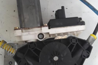 Leve vitre electrique avant droit CITROEN C2 Photo n°3