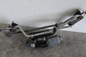 Moteur essuie glace avant TOYOTA AURIS 1