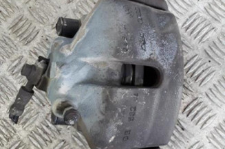 Etrier avant droit (freinage) VOLKSWAGEN TOURAN 1 Photo n°1