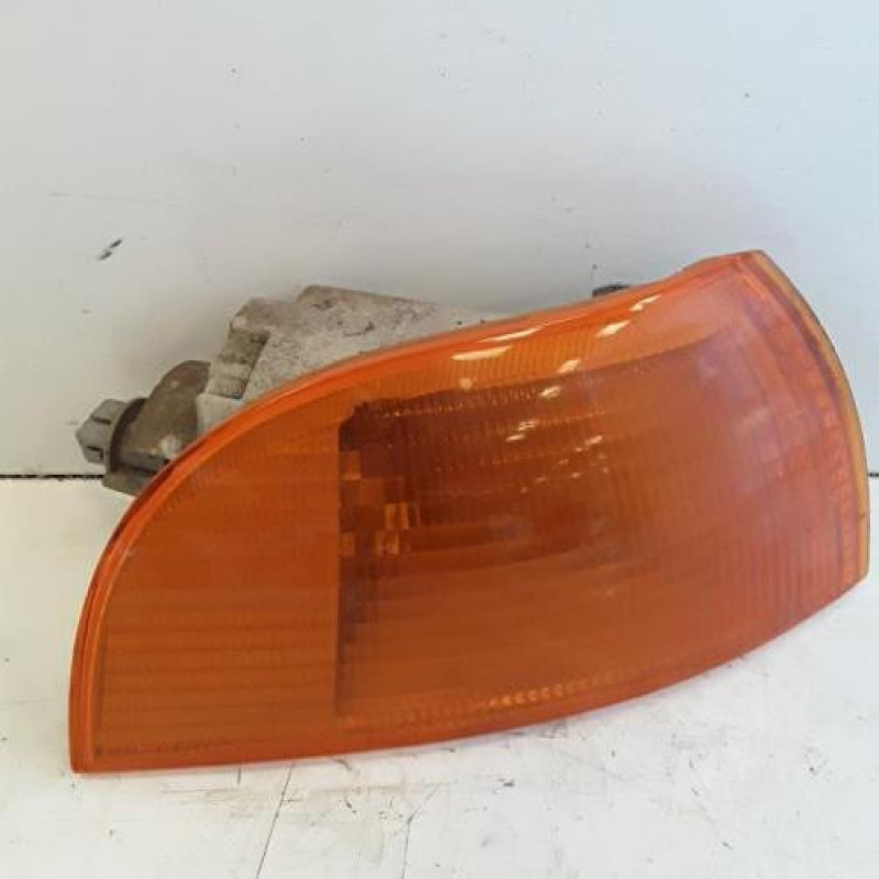 Optique avant secondaire droit (feux)(clignotant) FIAT PUNTO 1