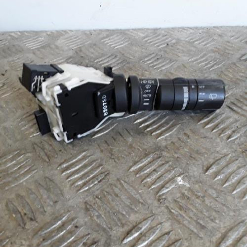 Commodo d'essuie glaces NISSAN QASHQAI 1 Commodo d'essuie glaces NISSAN QASHQAI 1