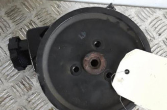 Pompe de direction MERCEDES VIANO 639
