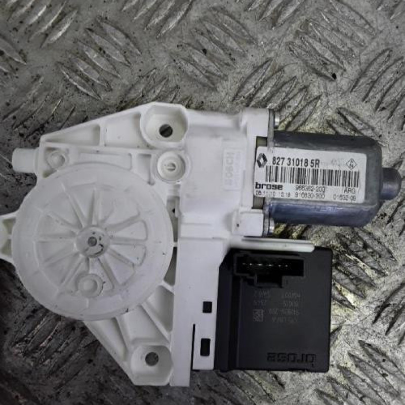 Moteur leve vitre arriere gauche RENAULT MEGANE 3